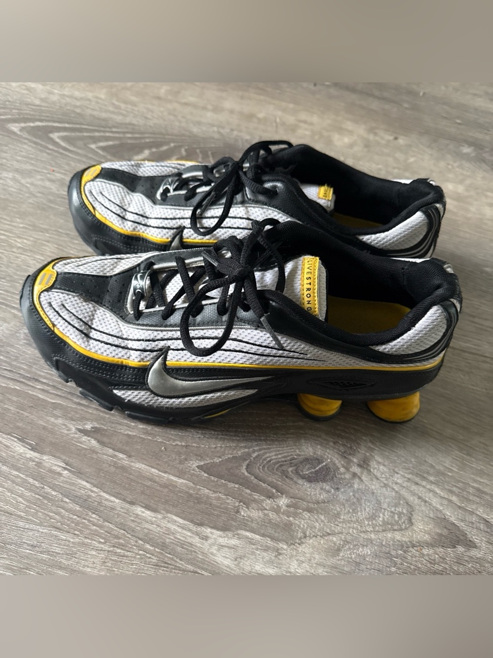 Rare Livestrong x Shox M1 LAF Black Varsity Maize Men’s 10.5 - 350623-101